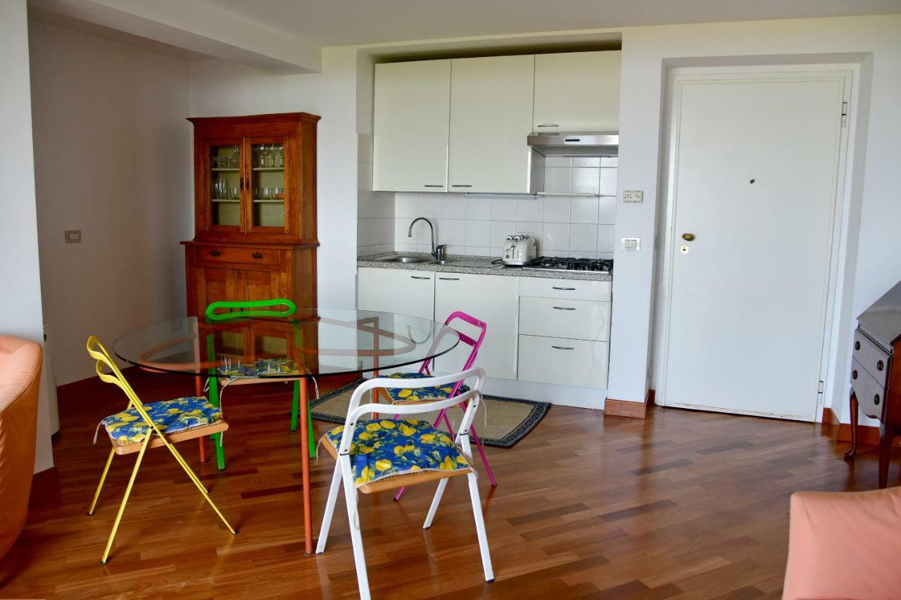 A.A.U.T Appartamento Villa Preli Chiavari Buitenkant foto